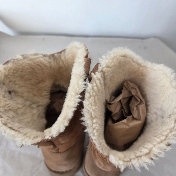Ugg Larker Brown Suede Boots Faux Sherpa Lining Winter  display picture 2